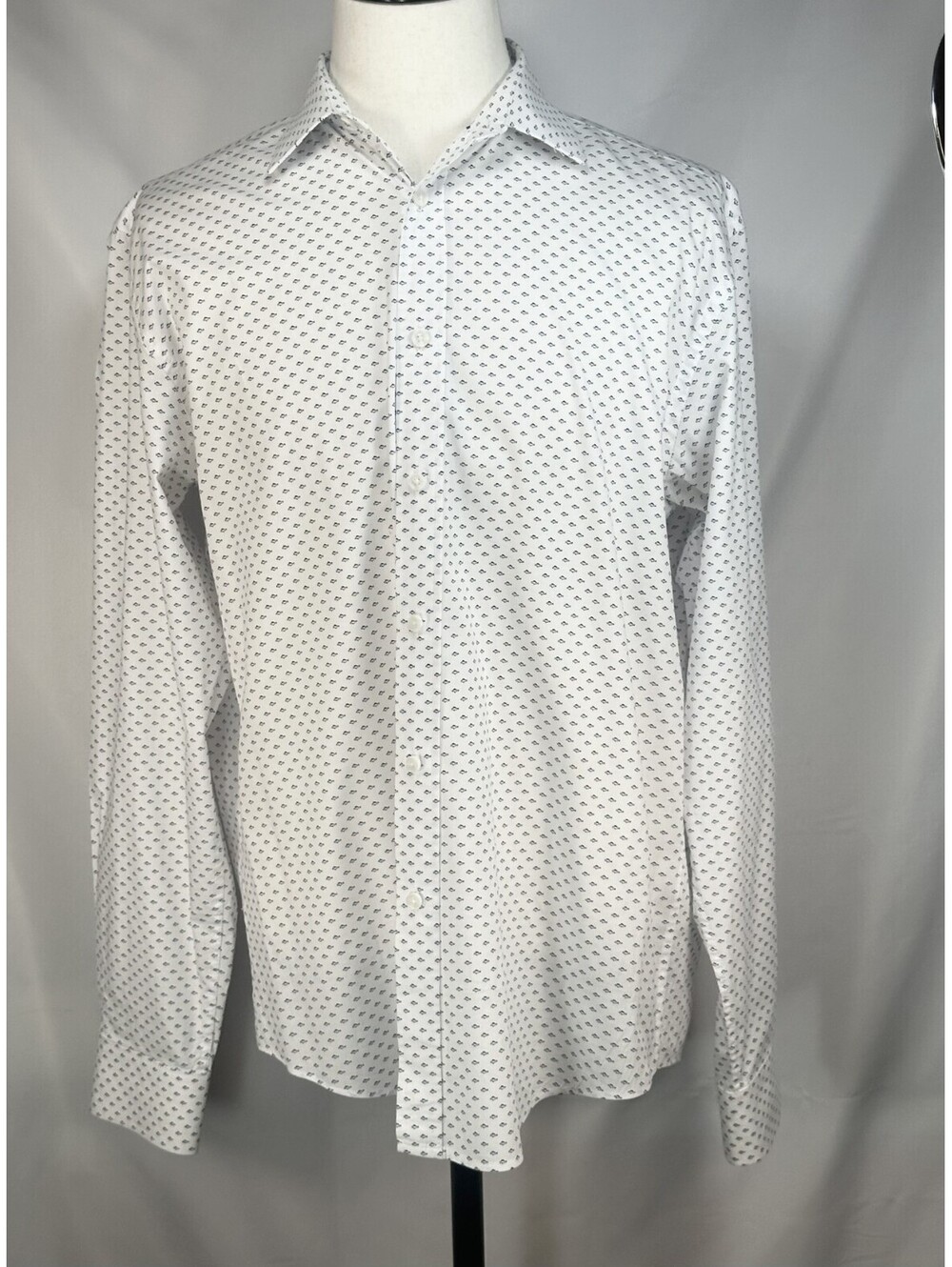 Jos A Bank 1905 Tailored Fish Pattern Button Up Black Mens L